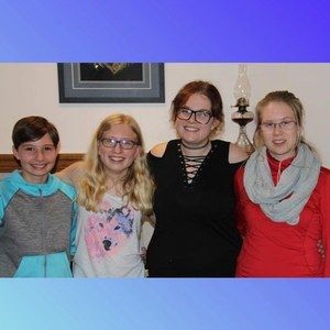 Meet your Posher, Alice